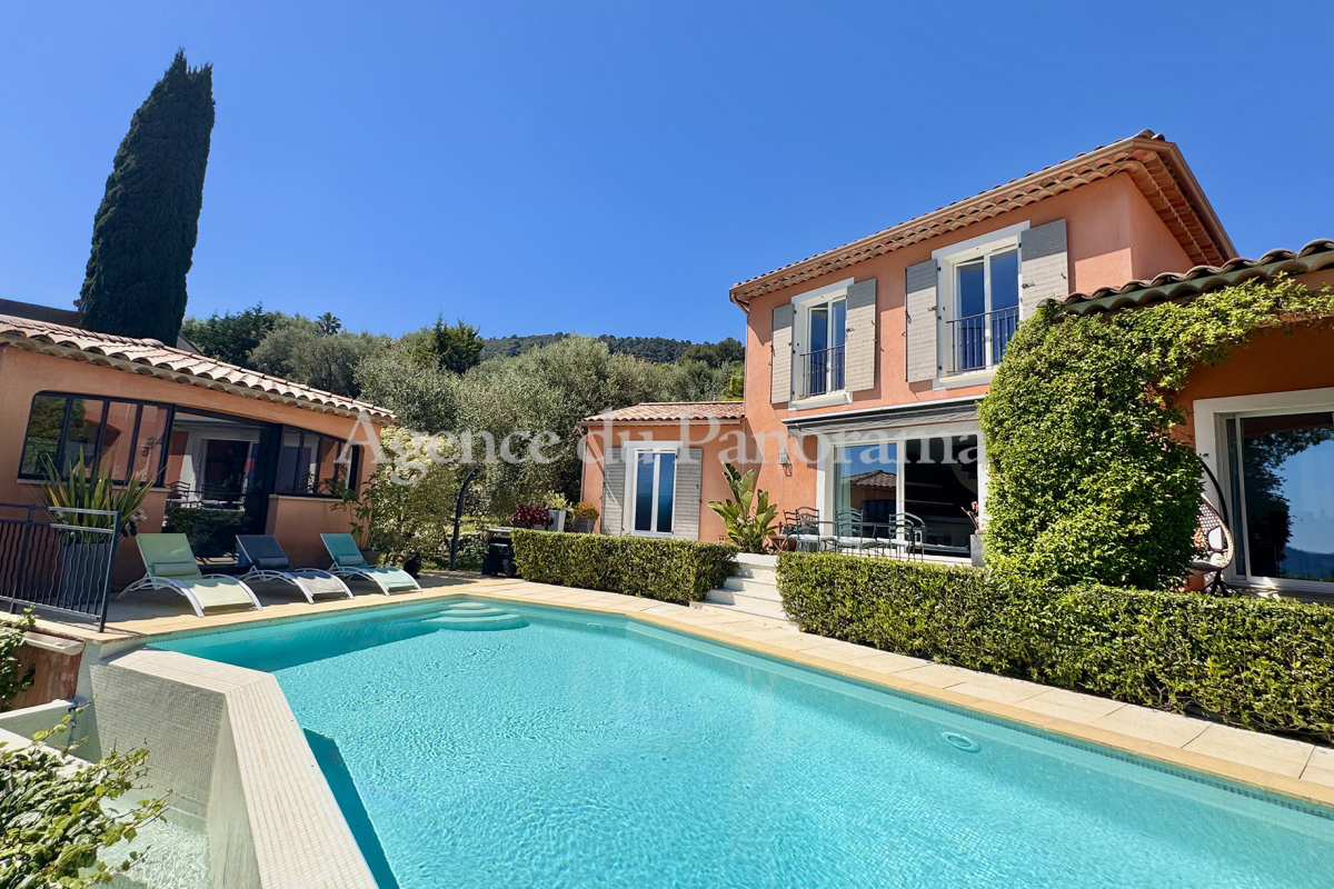 Maison de luxe à vendre à Le Tignet, 945 000 €, Photo 1
