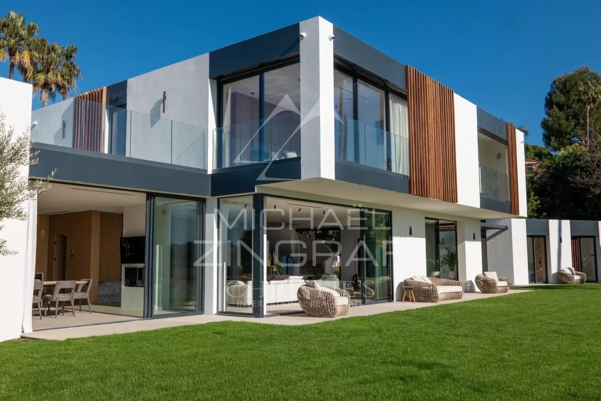 Maison de luxe à vendre à Antibes, 12 500 000 €, Photo 1