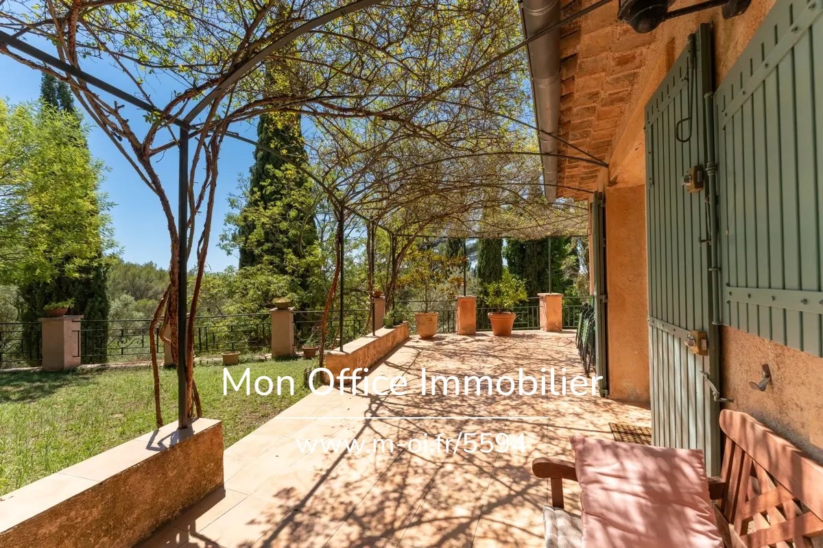 Maison de luxe à vendre à Aix-en-Provence, 990 000 €, Photo 2