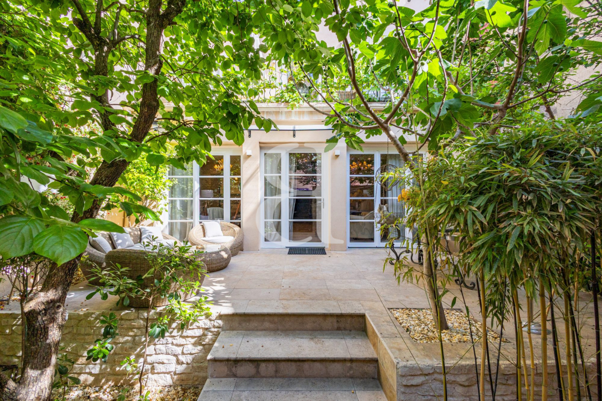 Maison de luxe à vendre à L Isle-sur-La-Sorgue, 1 290 000 €, Photo 3