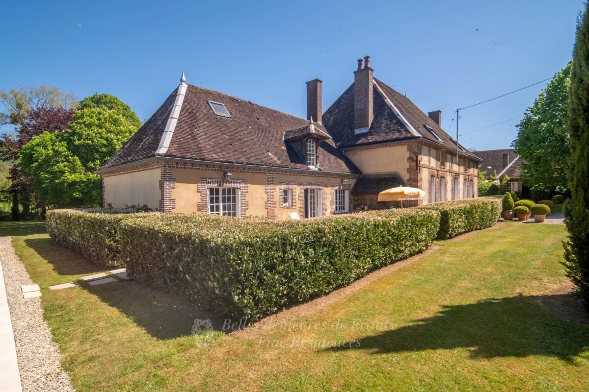 Maison de luxe à vendre à Aix-Villemaur-Palis, 790 000 €, Photo 3