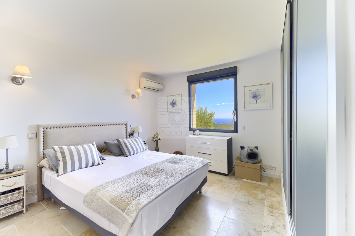 Maison de luxe à vendre à Tourrettes-sur-Loup, 1 650 000 €, Photo 7