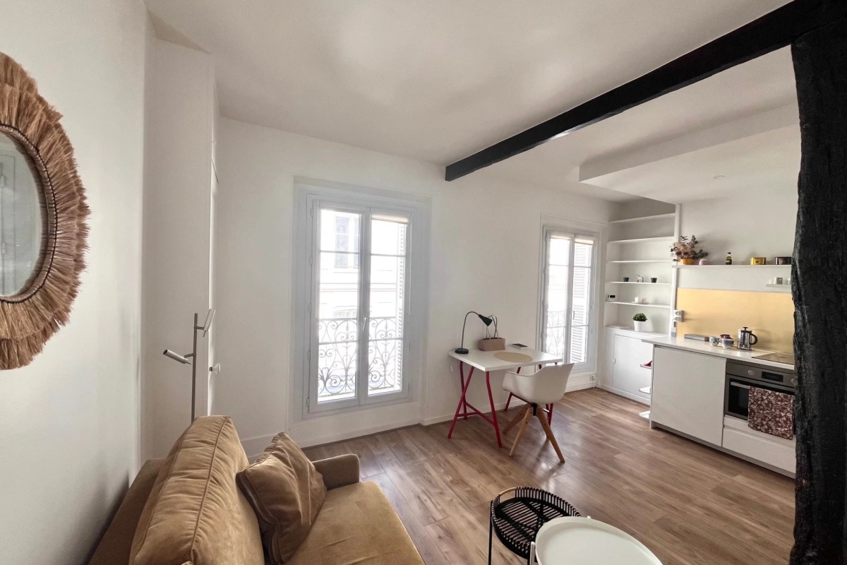Luxury Apartment for sale in Paris 4ème, 375 000 €, Photo 2