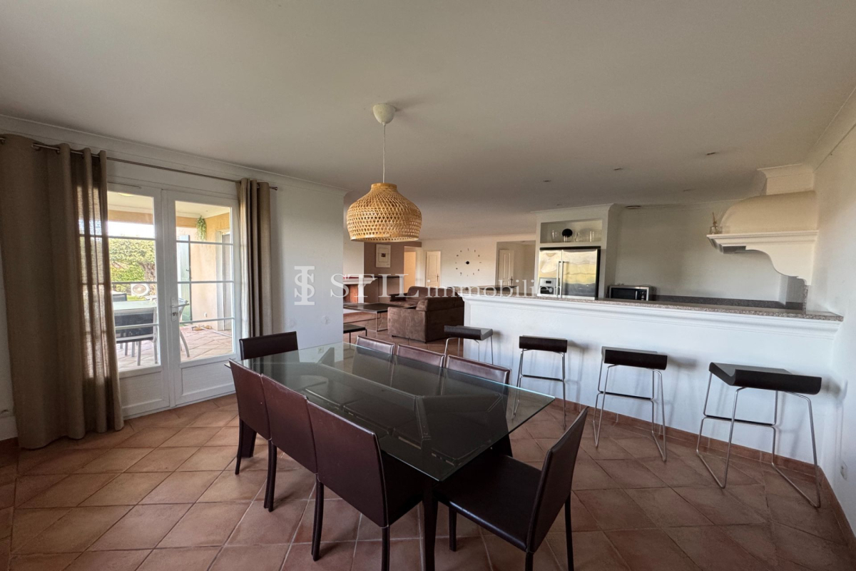 Maison de luxe à vendre à Sainte-Maxime, 850 000 €, Photo 5