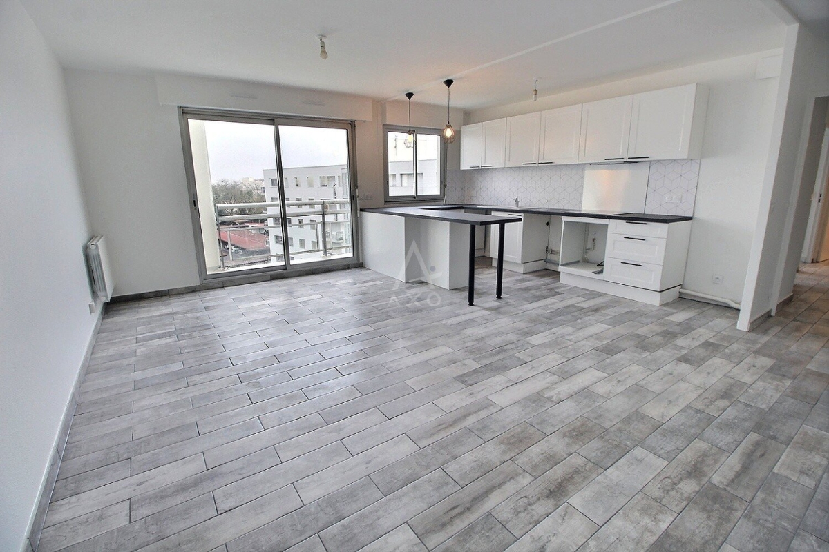 Appartement de luxe à vendre à Mérignac, 283 000 €, Photo 1