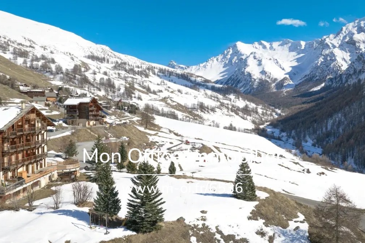 Luxury Apartment for sale in Saint-Véran, 590 000 €, Photo 1