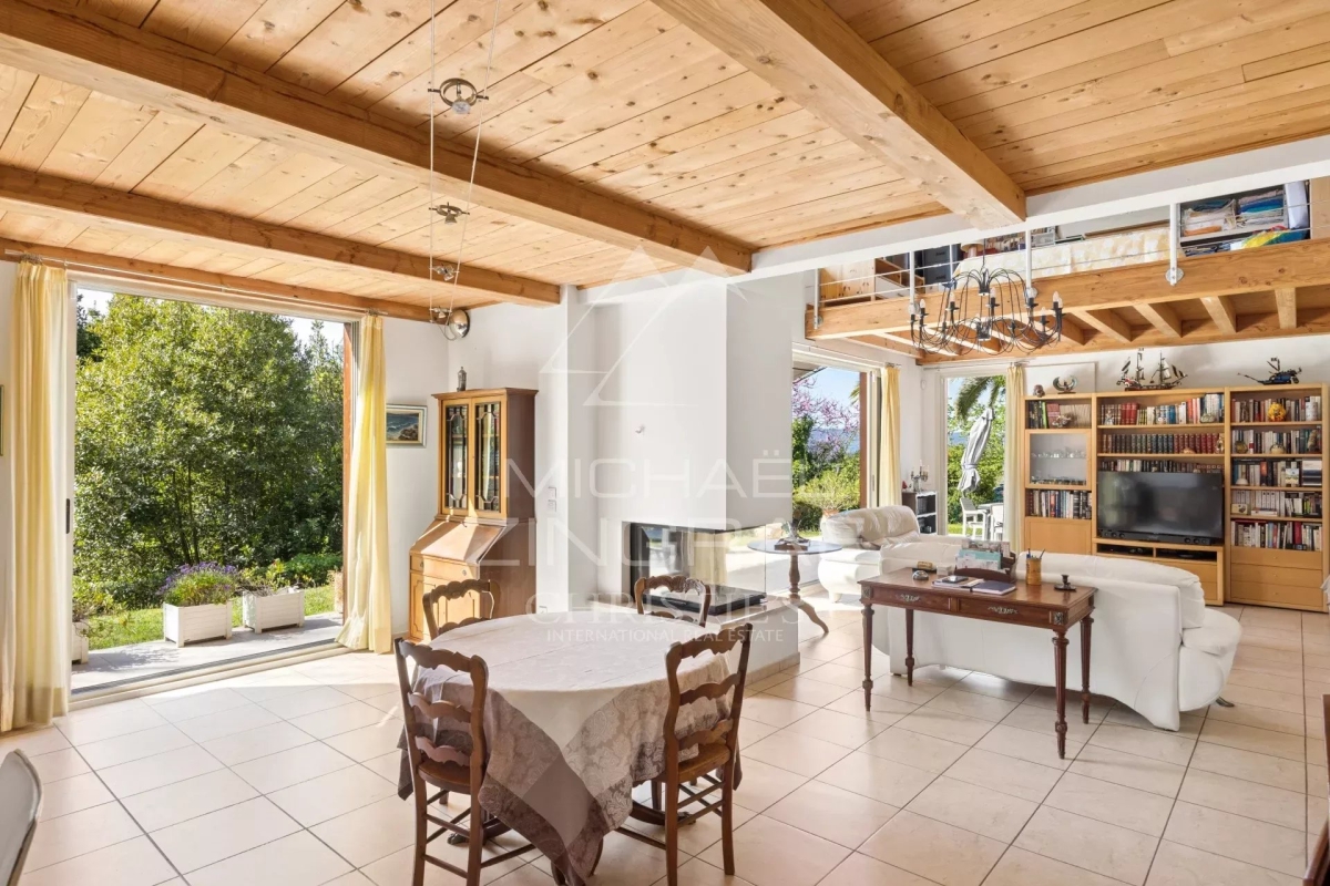 Maison de luxe à vendre à Mougins, 1 350 000 €, Photo 2