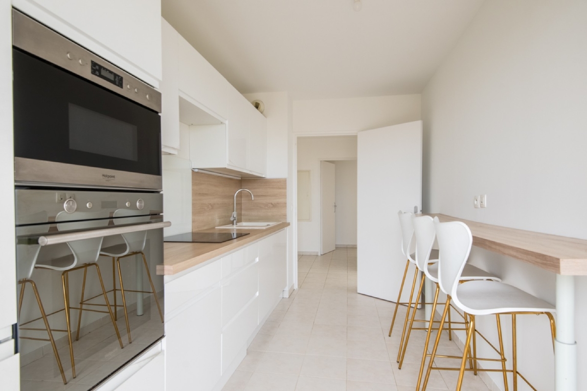 Luxury Apartment for sale in Antibes, 411 280 €, Photo 5