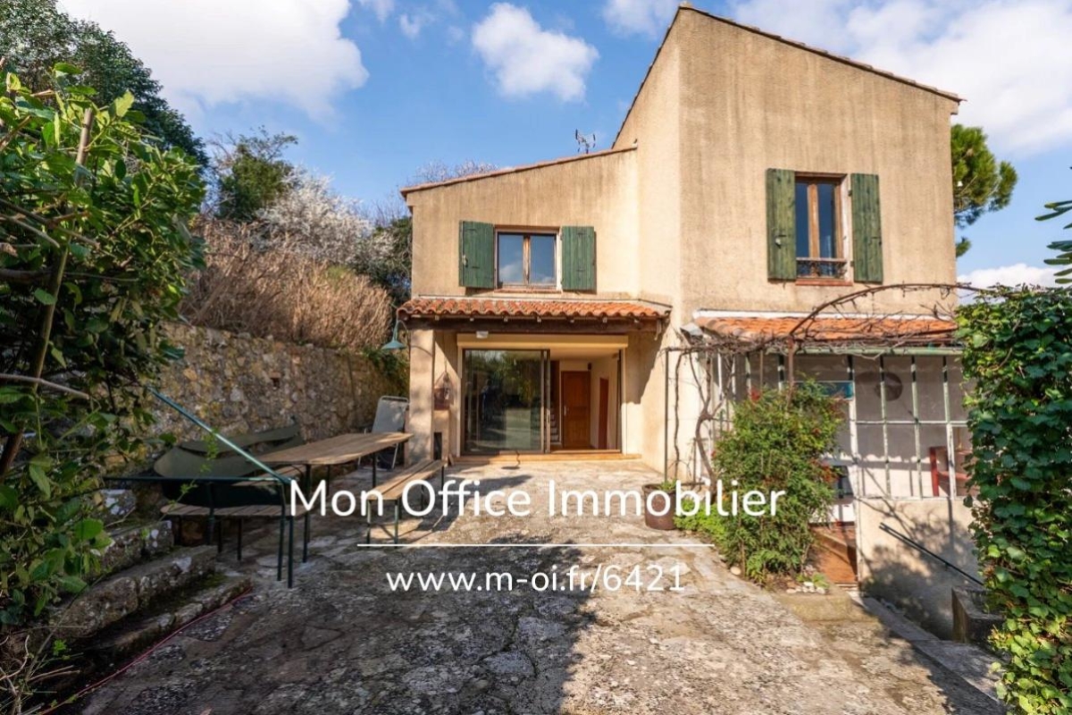 Luxury House for sale in Velaux, 655 000 €, Photo 1