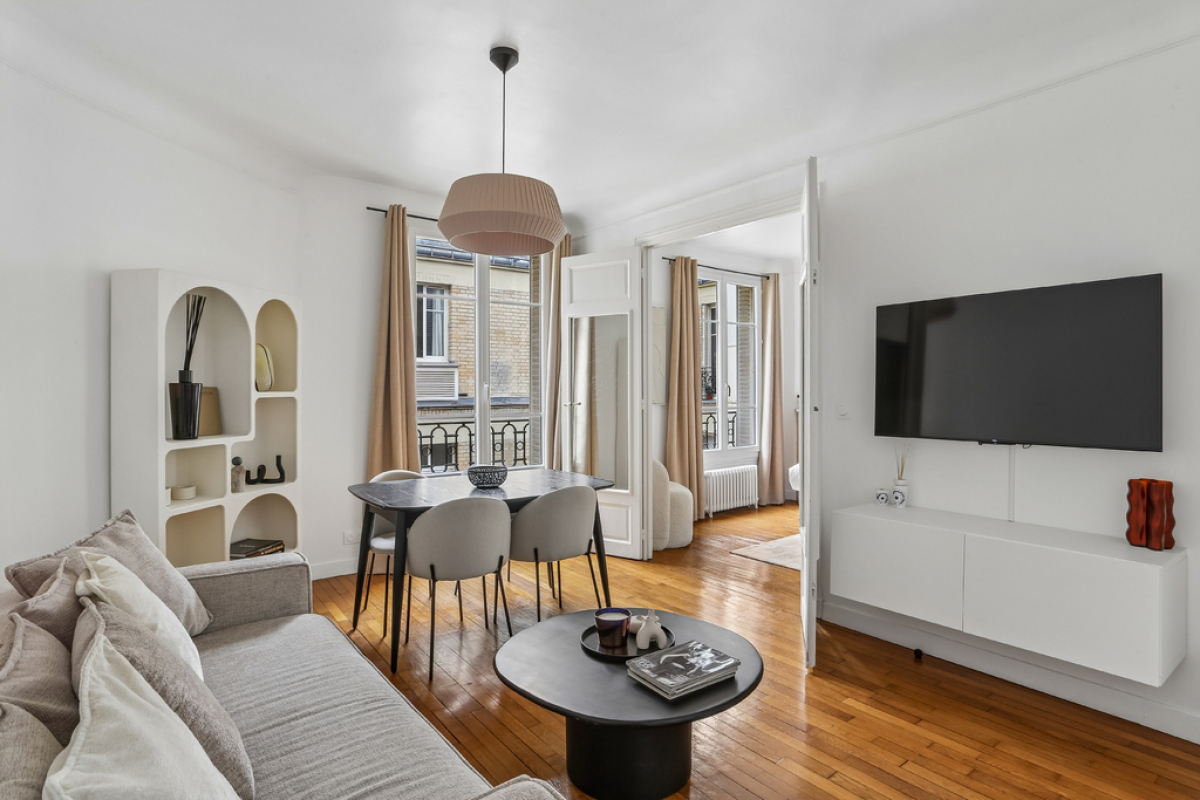 Appartement de luxe à vendre à Paris 16ème, 587 000 €, Photo 1