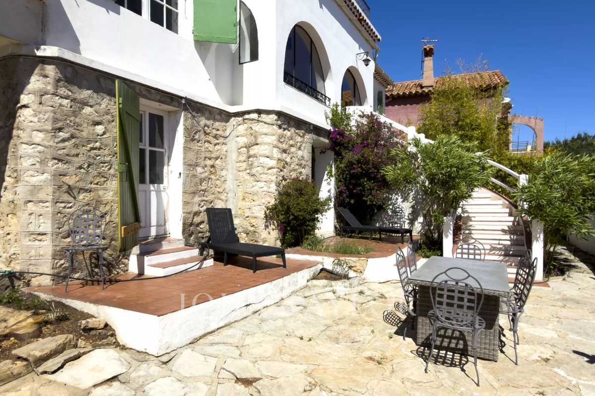 Luxury House for sale in Bandol, 1 400 000 €, Photo 2