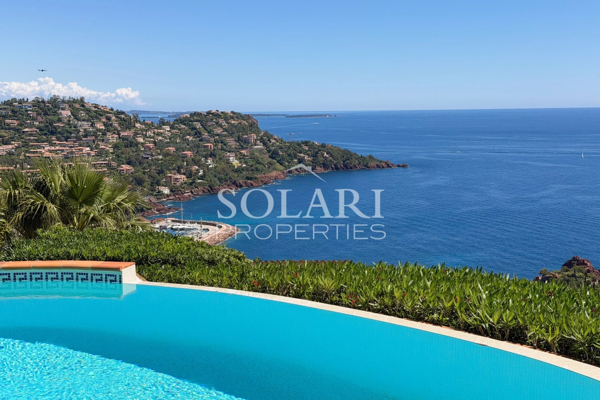 Luxury House for sale in Théoule-sur-Mer, 980 000 €, Photo 2