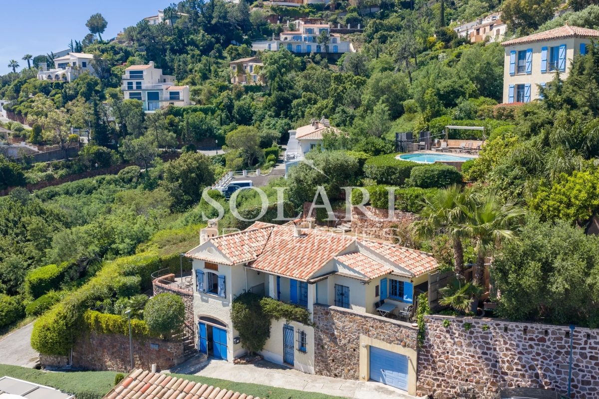 Luxury House for sale in Théoule-sur-Mer, 980 000 €, Photo 4