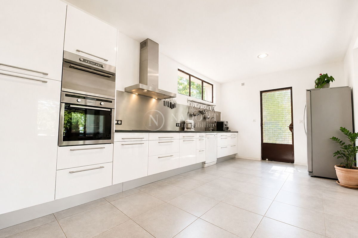 Maison de luxe à vendre à Oppède, 975 000 €, Photo 6