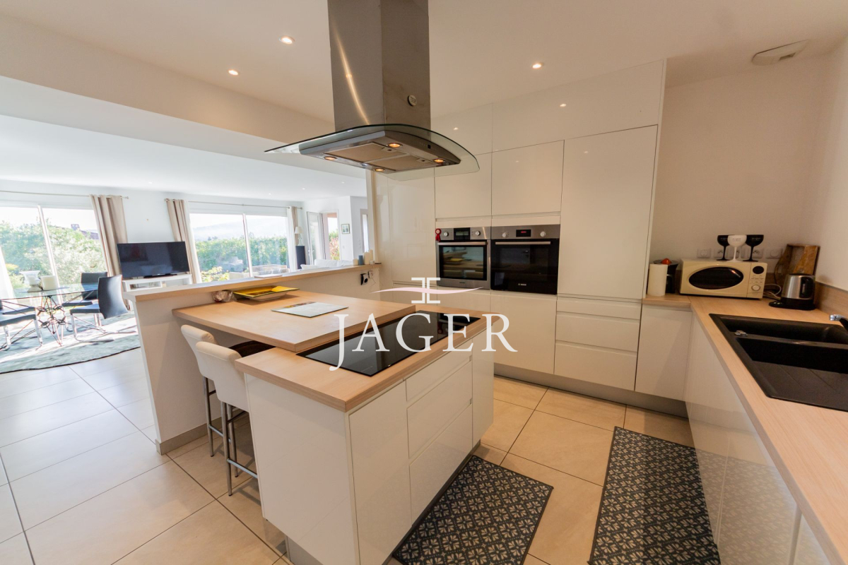 Maison de luxe à vendre à Cogolin, 895 000 €, Photo 6