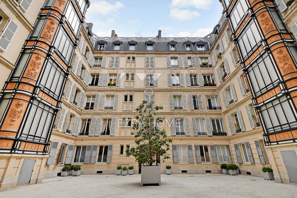 Luxury Apartment for sale in Paris 16ème, 980 000 €, Photo 1
