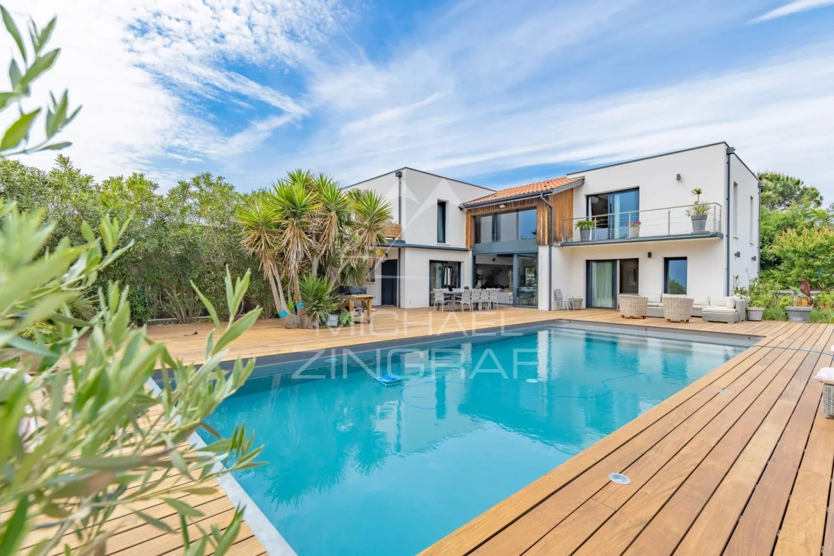 Luxury House for sale in La Teste-de-Buch, 1 578 000 €, Photo 1