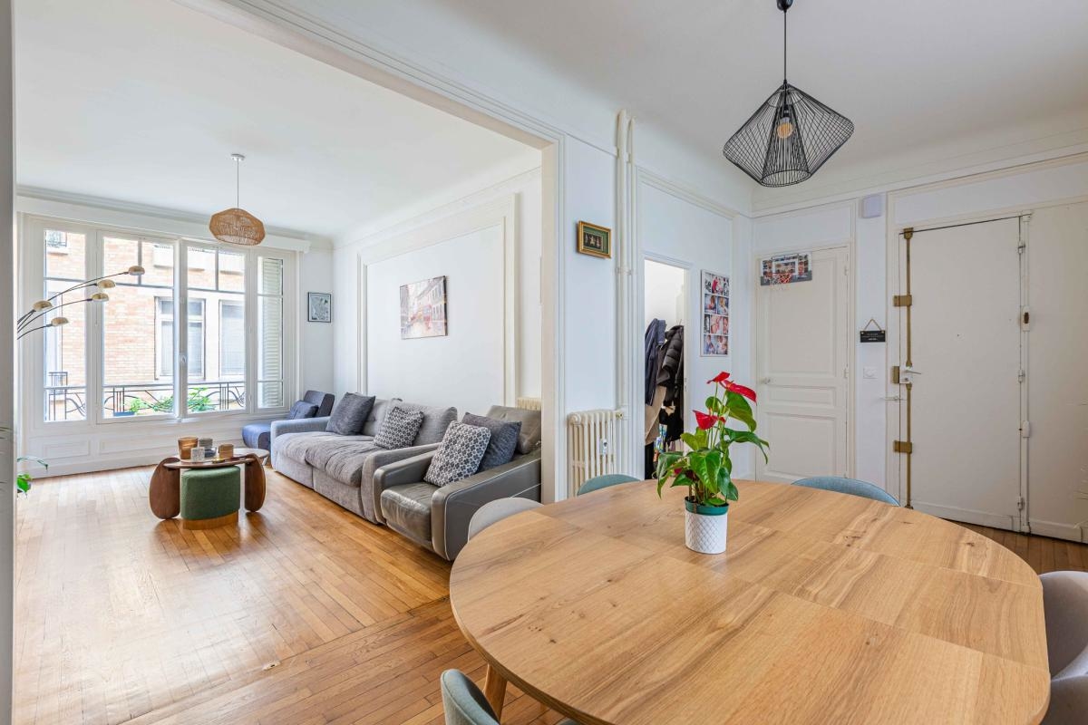 Luxury Apartment for sale in Paris 17ème, 1 139 000 €, Photo 2