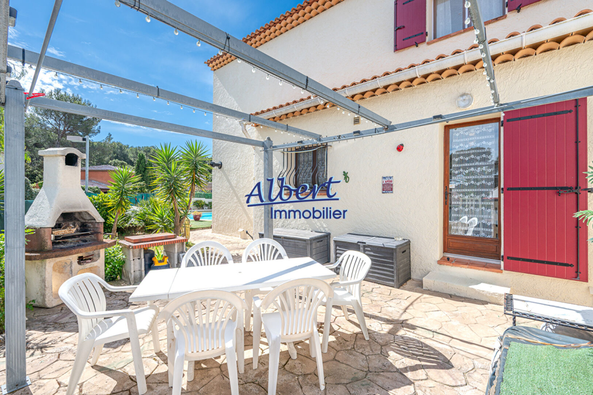Maison de luxe à vendre à La Seyne-sur-Mer, 705 000 €, Photo 2