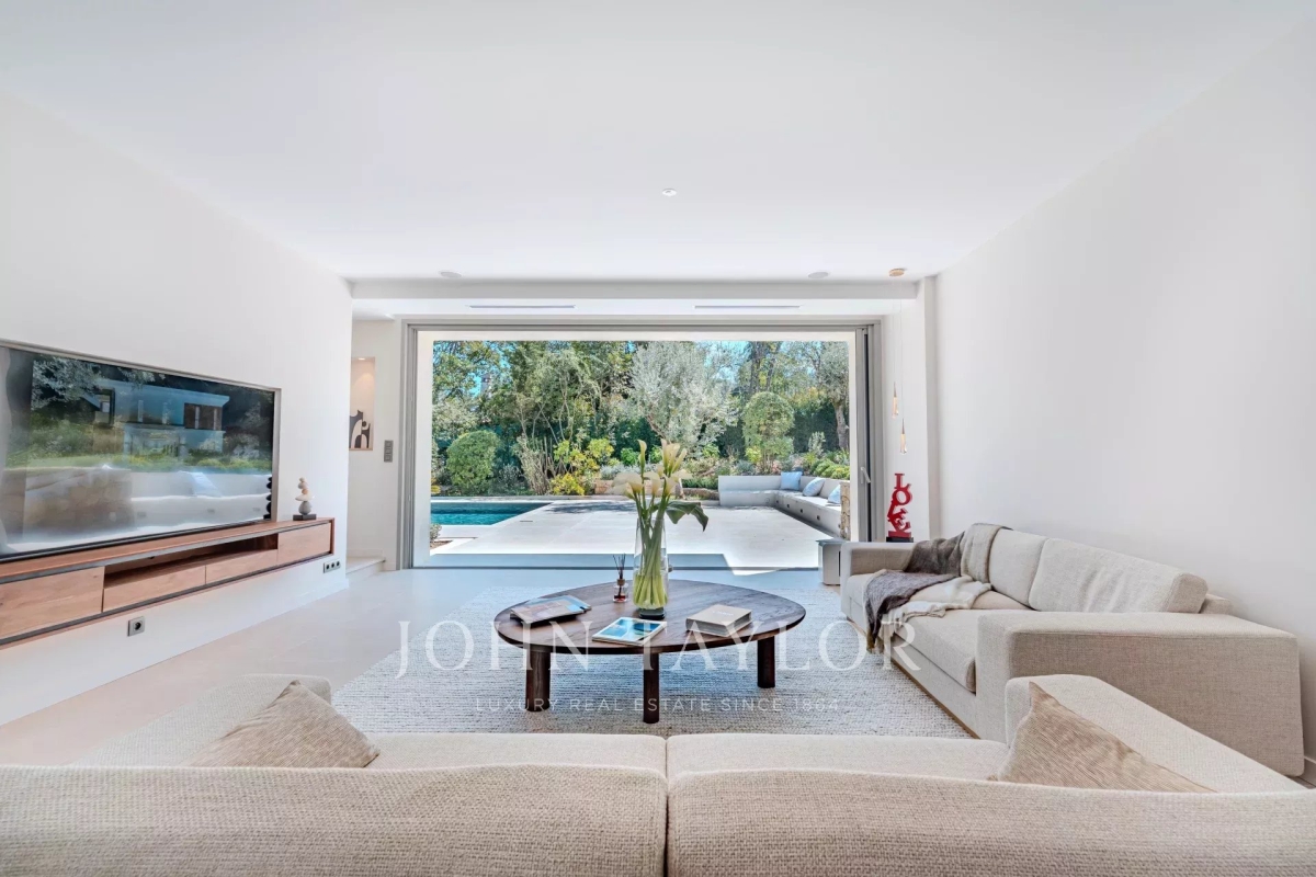 Maison de luxe à louer à Mougins, 13 000 €, Photo 7