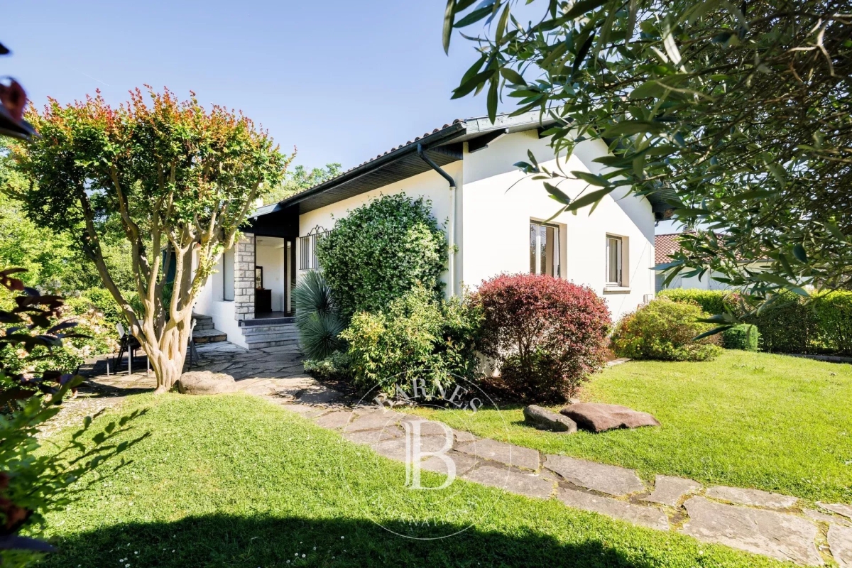 Luxury House for sale in Anglet, 1 290 000 €, Photo 1