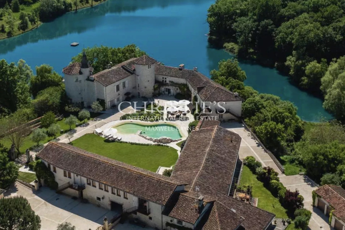 Luxury House for sale in Auch, 7 750 000 €, Photo 2