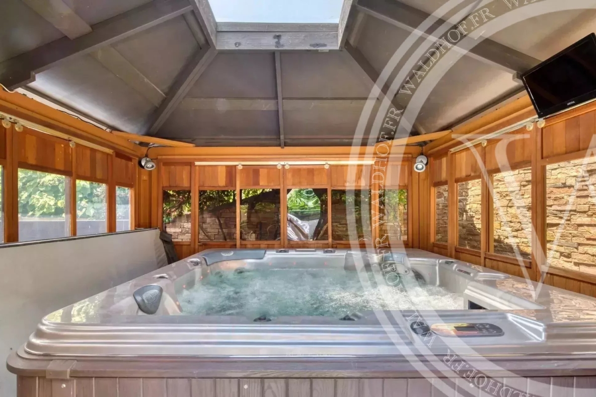 Maison de luxe à vendre à Beausoleil, 2 380 000 €, Photo 1