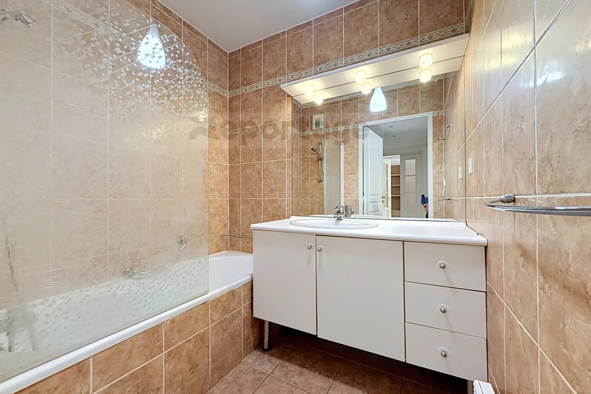 Appartement de luxe à vendre à Le Golfe Juan, 225 000 €, Photo 6