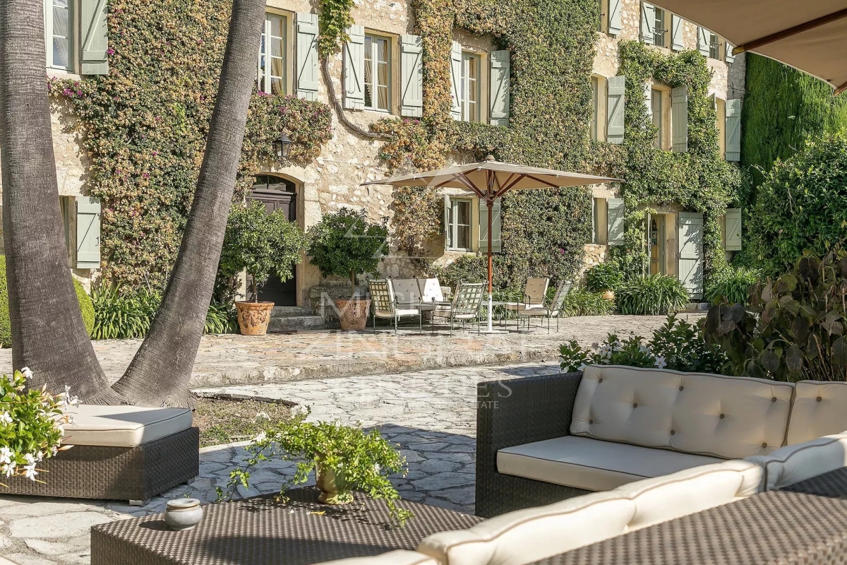 Luxury House for sale in Grasse, 6 900 000 €, Photo 1