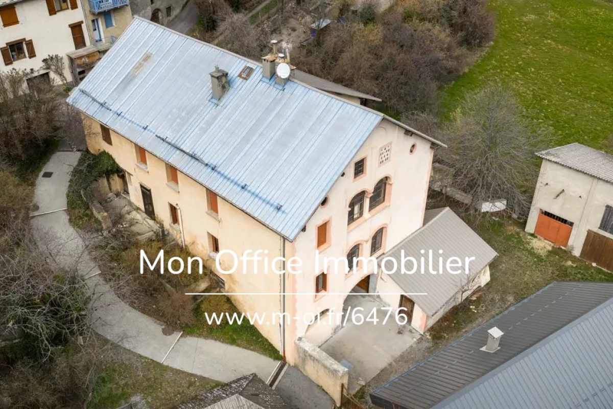 Luxury House for sale in Saint Clement sur Durance, 419 000 €, Photo 1