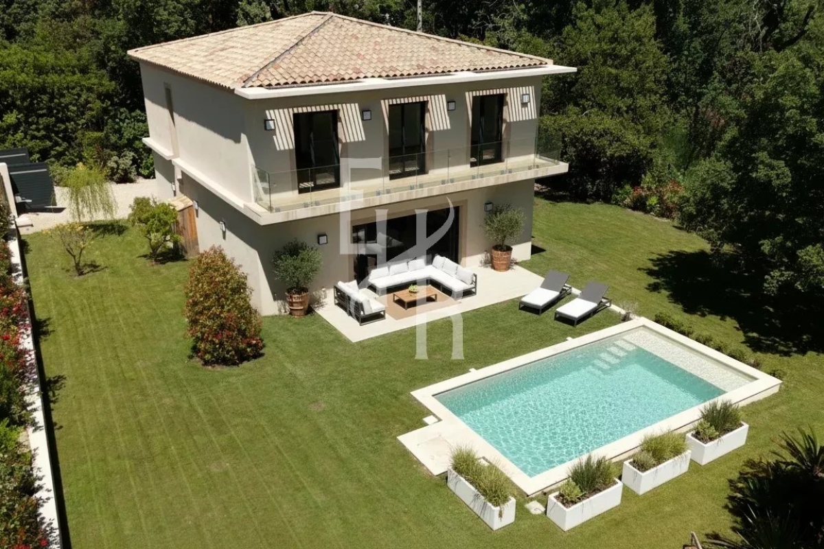 Maison de luxe à vendre à Mougins, 1 395 000 €, Photo 1