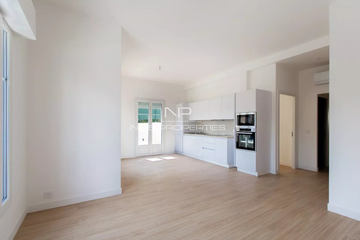 Appartement de luxe à vendre à Nice, 479 000 €, Photo 1