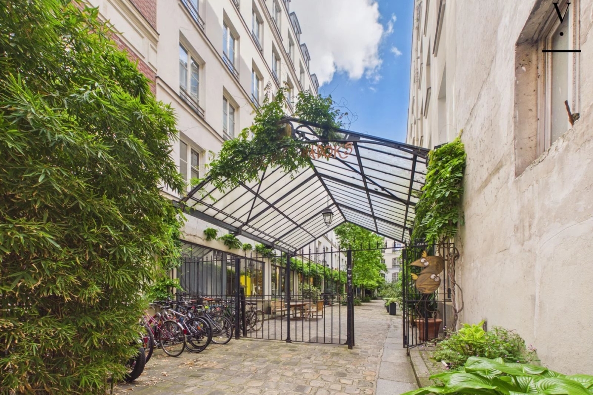 Luxury Apartment for sale in Paris 11Ème, 540 750 €, Photo 1
