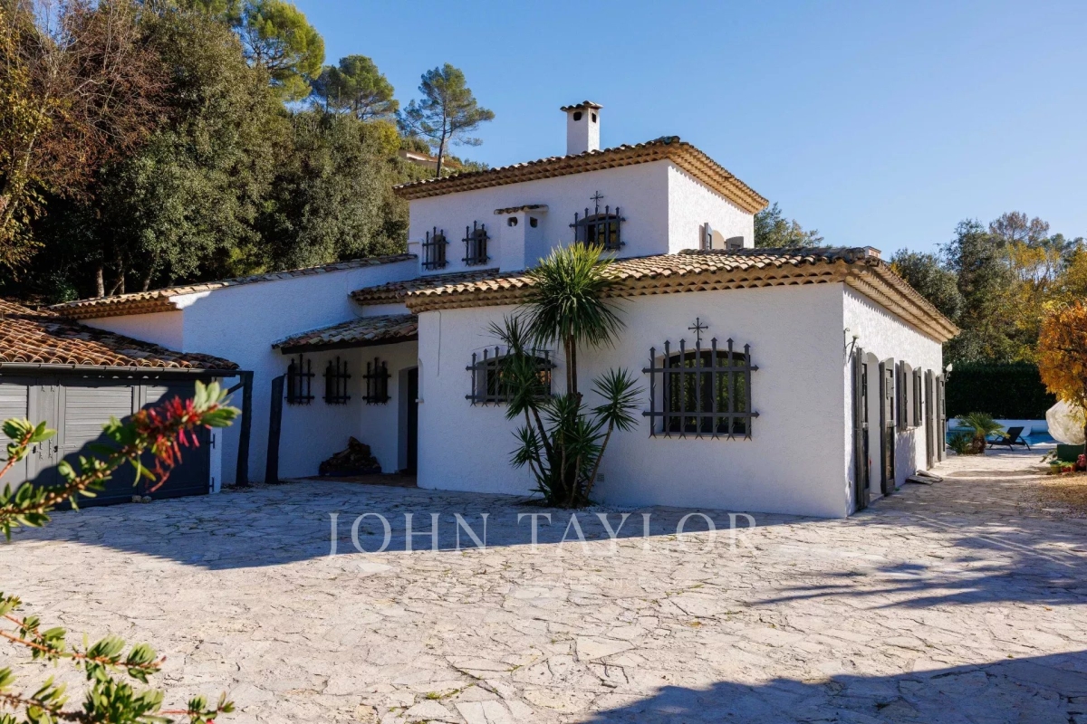 Luxury House for sale in La Colle-sur-Loup, 1 790 000 €, Photo 3