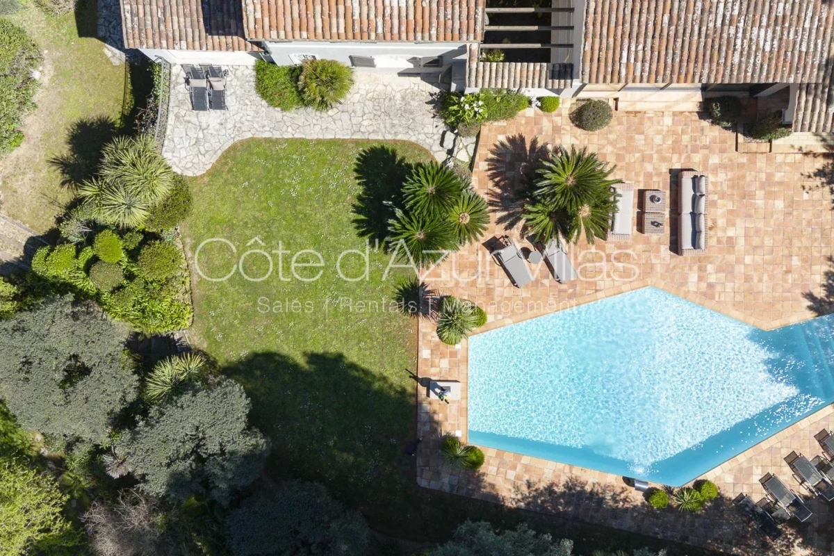 Maison de luxe à louer à Mougins, 20 000 €, Photo 3