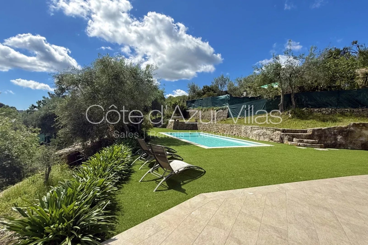 Maison de luxe à louer à Valbonne, 4 500 €, Photo 3
