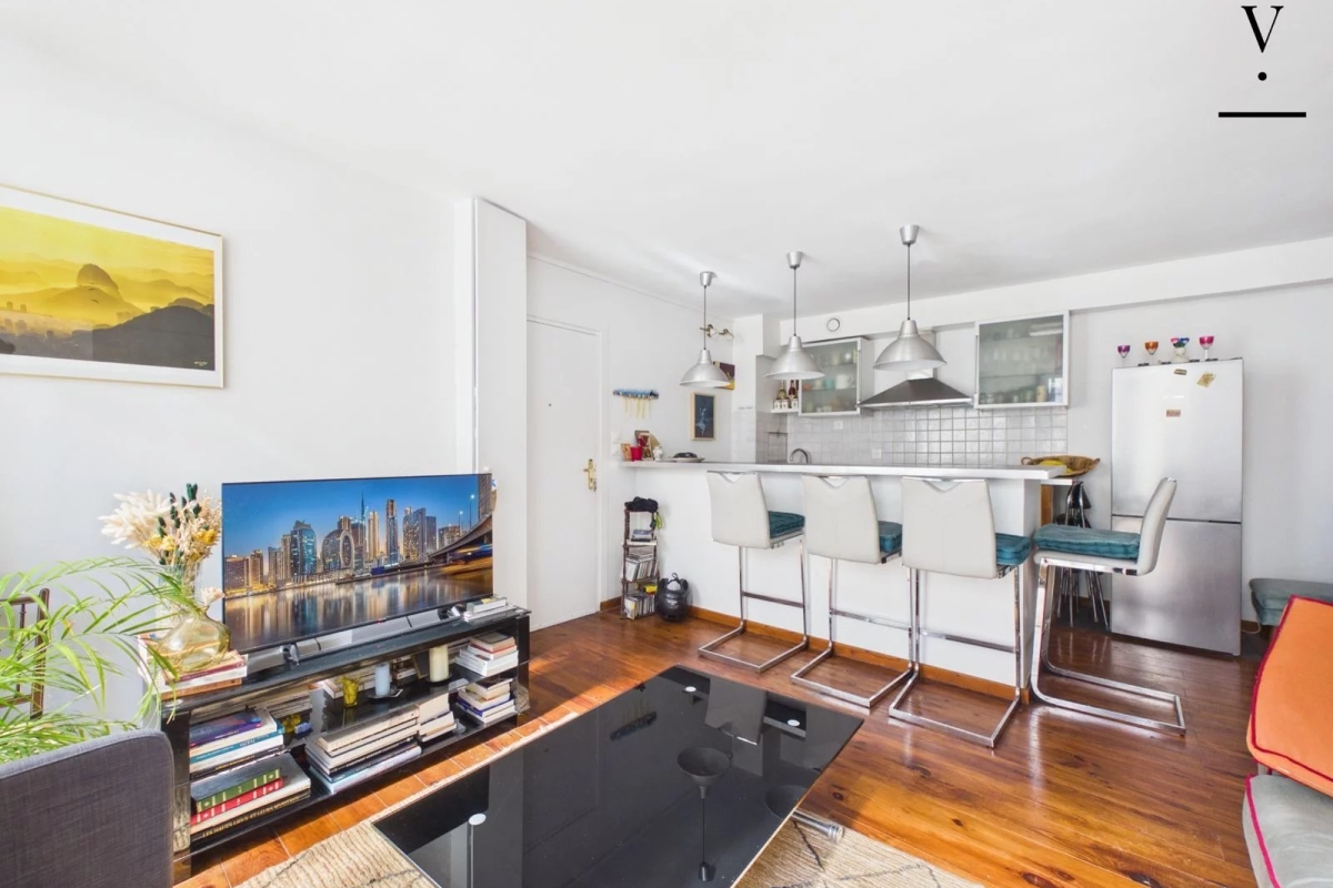 Luxury Apartment for sale in Paris 11Ème, 540 750 €, Photo 3