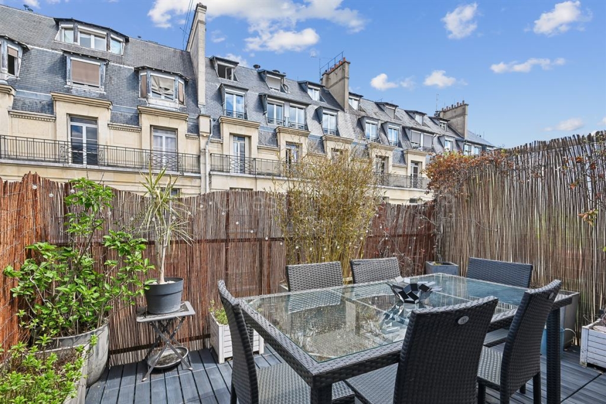Luxury Apartment for sale in Paris 16Ème, 890 000 €, Photo 1