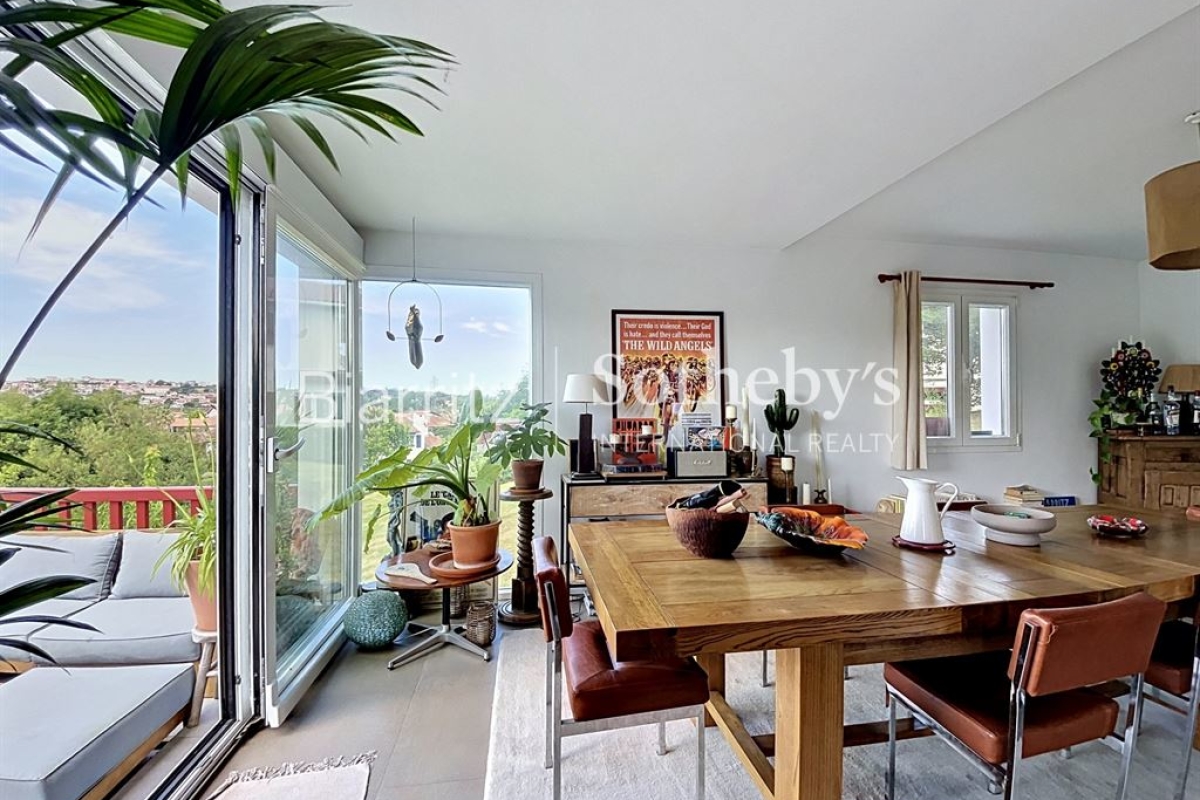 Luxury Apartment for sale in Bidart, 819 000 €, Photo 2
