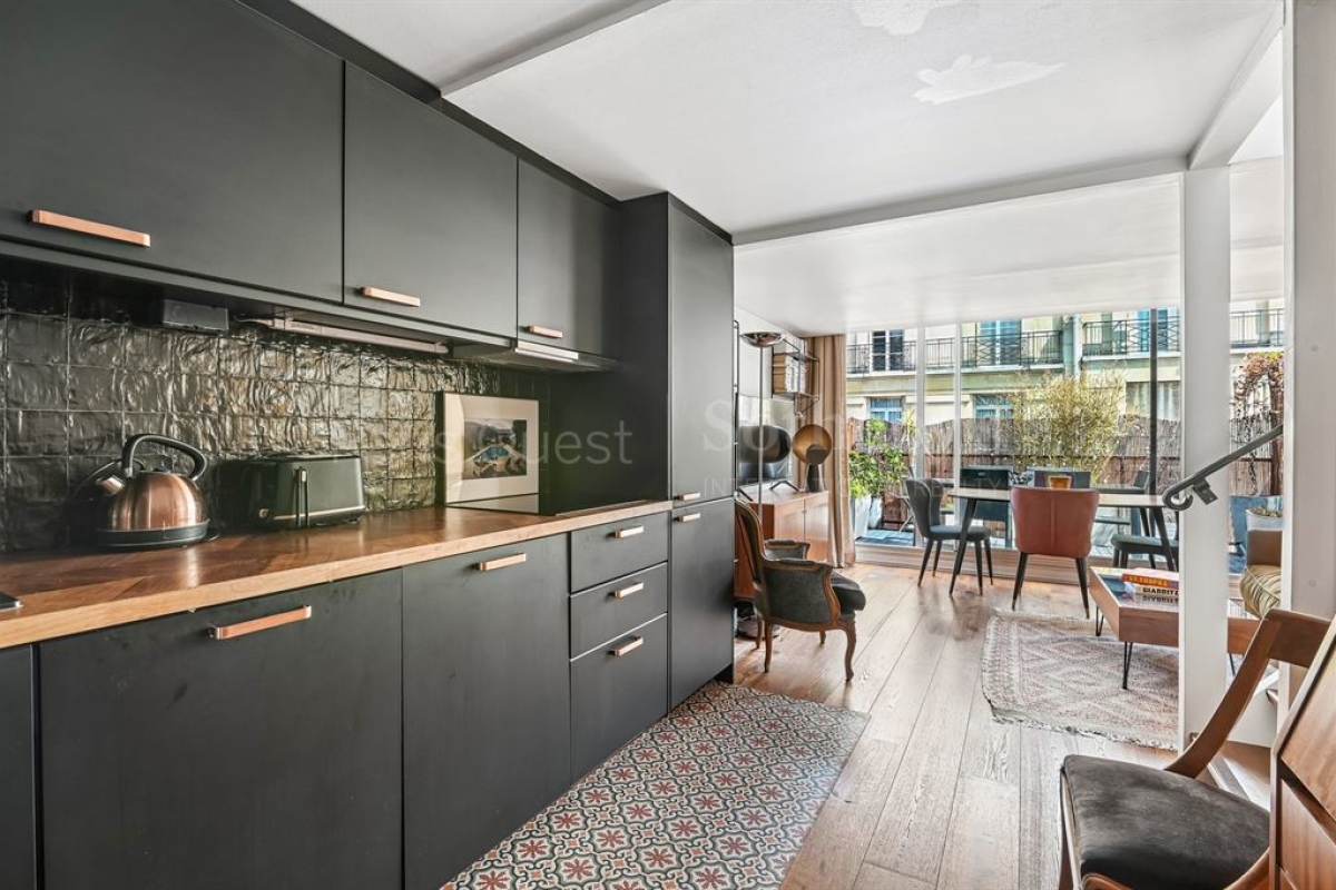 Luxury Apartment for sale in Paris 16Ème, 890 000 €, Photo 2