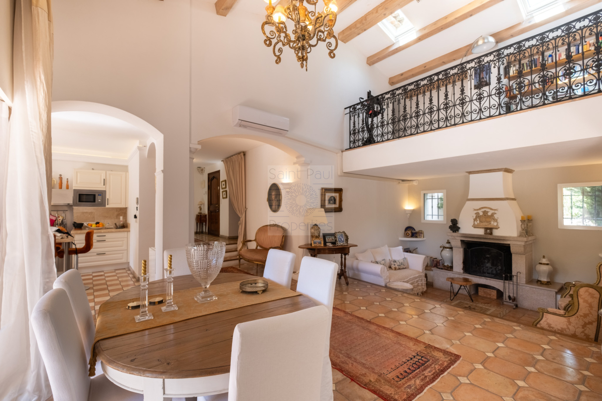 Luxury House for sale in Saint-Paul-de-Vence, 1 850 000 €, Photo 3