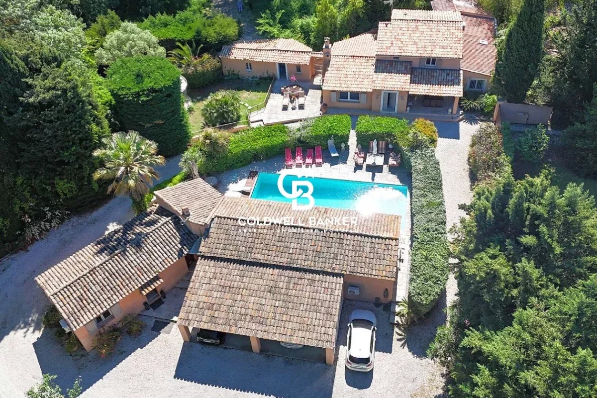 Maison de luxe à vendre à Roquebrune-sur-Argens, 1 145 000 €, Photo 3