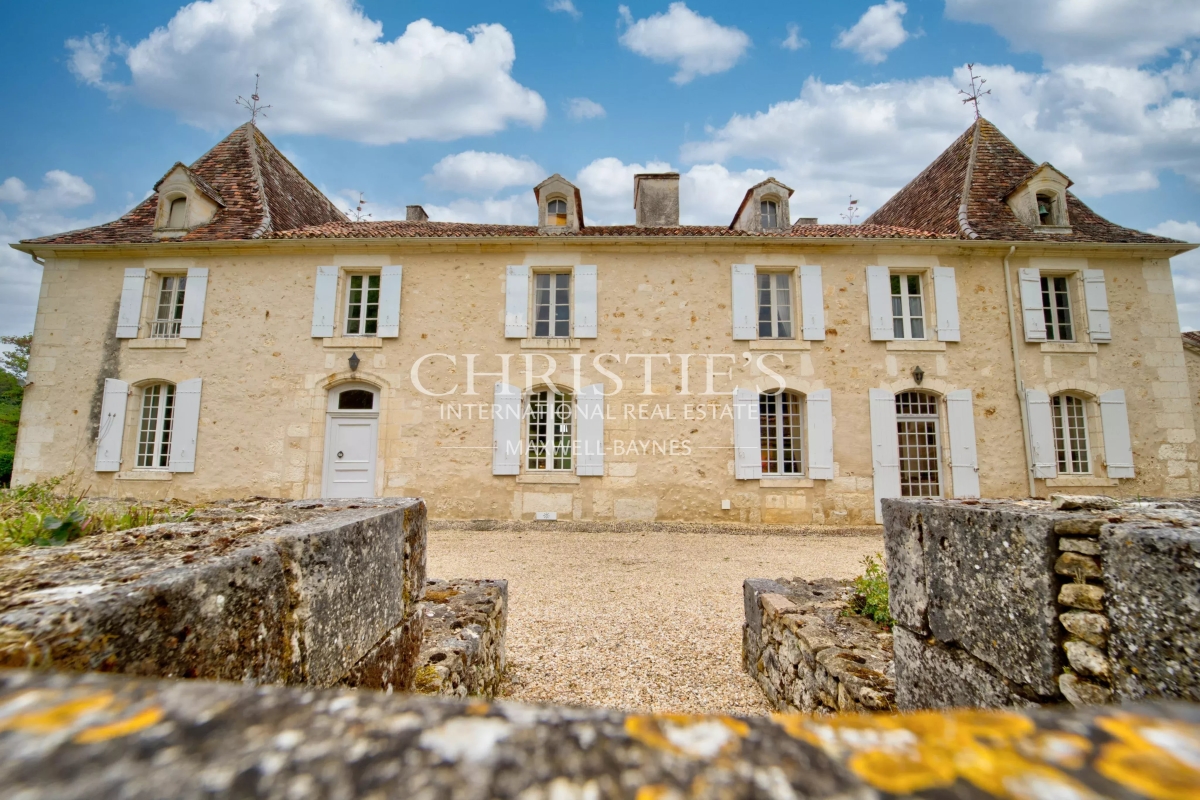 Maison de luxe à vendre à Bergerac, 2 067 000 €, Photo 1