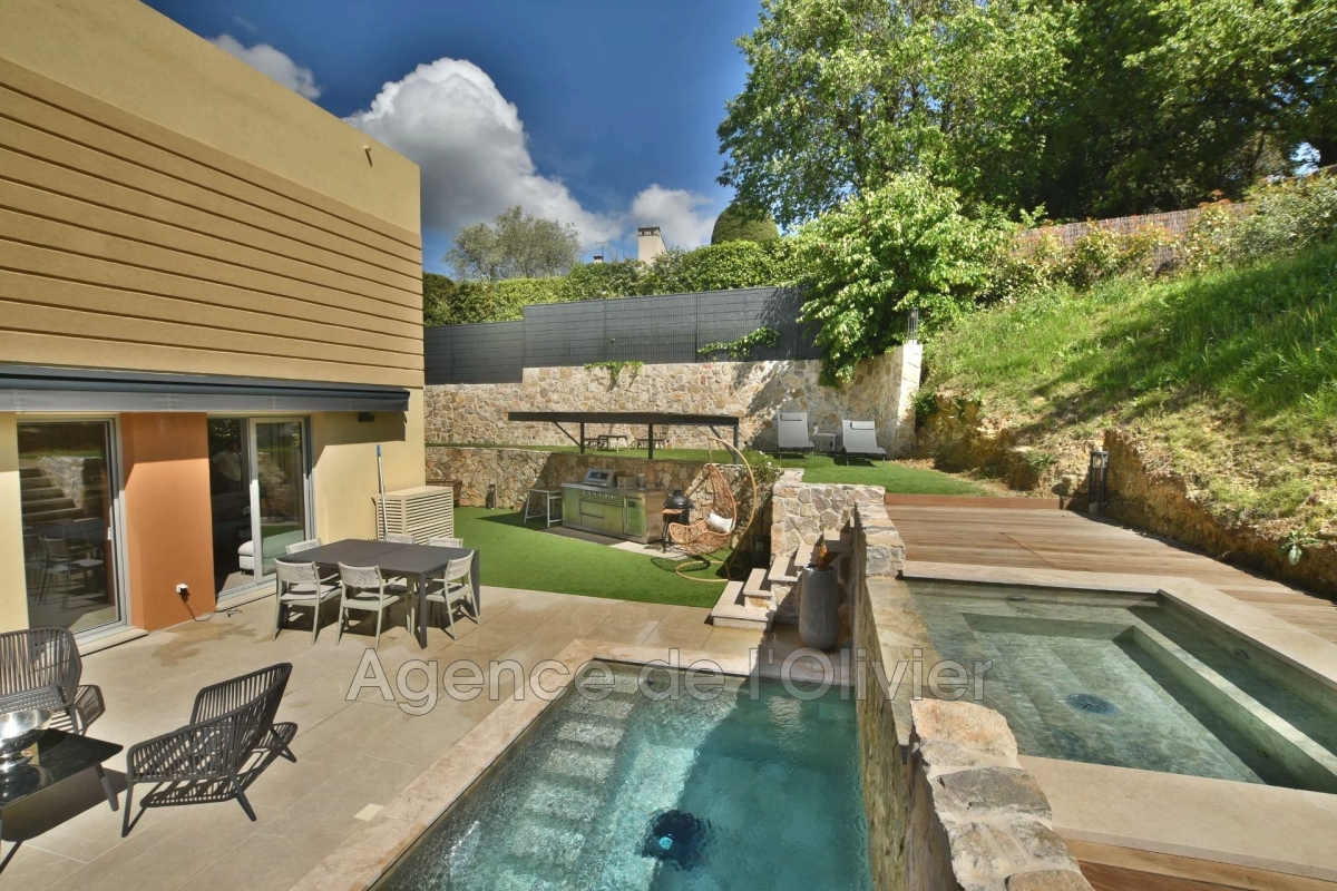 Maison de luxe à vendre à Valbonne, 850 000 €, Photo 1