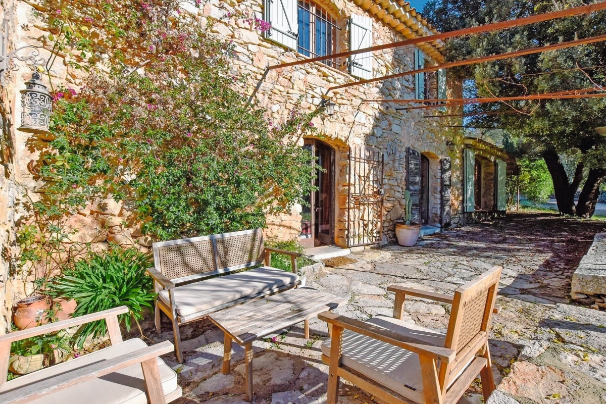 Maison de luxe à vendre à Lorgues, 795 000 €, Photo 2