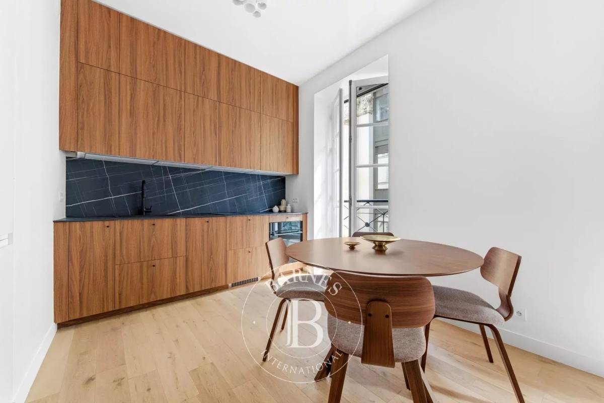 Luxury Apartment for sale in Paris 4ème, 849 000 €, Photo 4