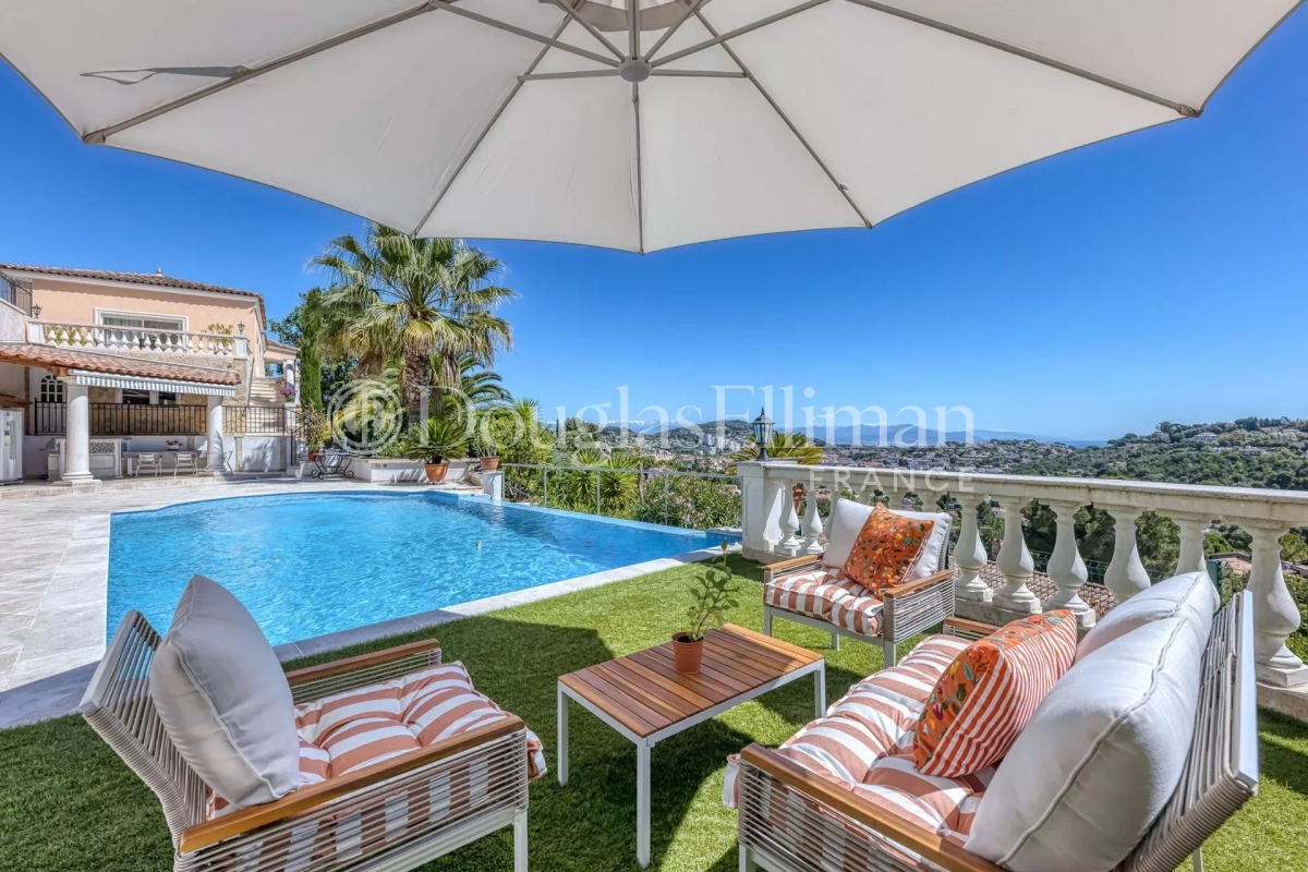 Maison de luxe à vendre à Cannes, 2 590 000 €, Photo 4