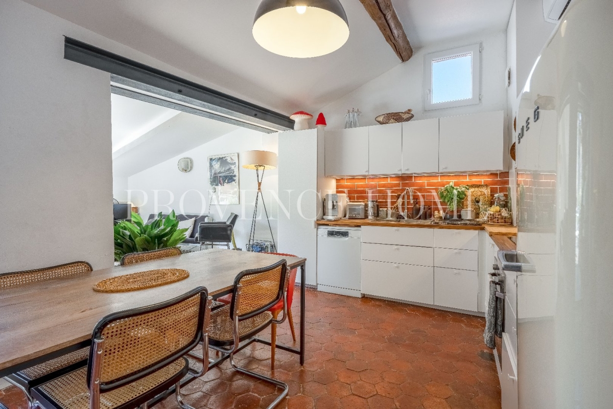Maison de luxe à vendre à Lagnes, 350 000 €, Photo 6