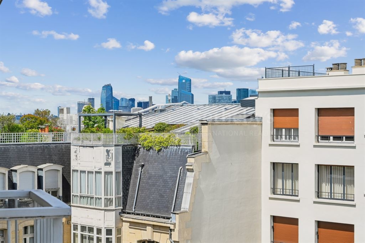 Luxury Apartment for sale in Paris 16Ème, 1 250 000 €, Photo 1