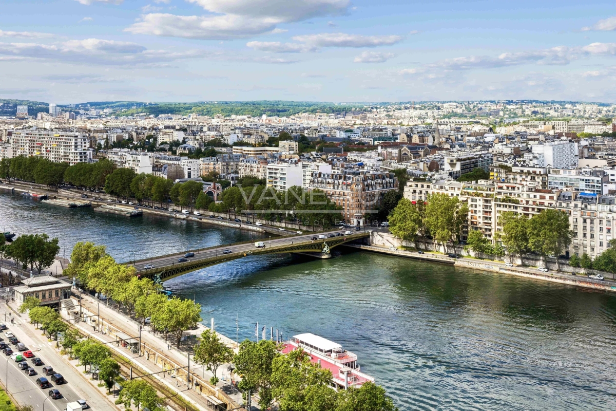 Luxury Apartment for sale in Paris 15Ème, 850 000 €, Photo 1